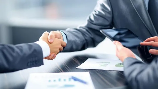 finansovyy-konsalting-nadezhnyy-partner-dlya-resheniya-vashih-biznes-zadach-monitoring-rynka-reshenie-finansovyh-voprosov