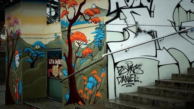 graffiti-hudozhnik-v-rostove-na-donu-vypolnit-raboty-ukrasit-vash-interer-rospis-sten-abstrakciya-i-dizayn-nizkie-ceny