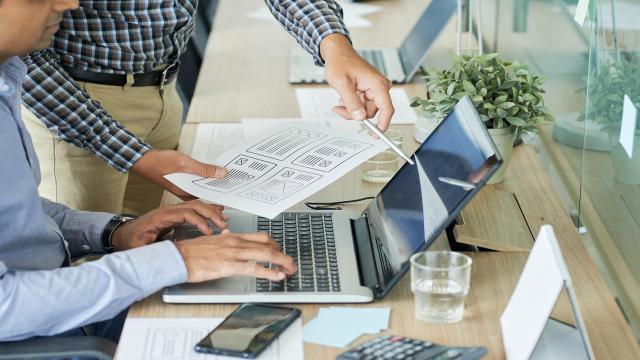 sozdanie-mobilnyh-i-adaptivnyh-internet-magazinov-v-moskve-ot-ekspertov-developesite-po-vygodnym-cenam