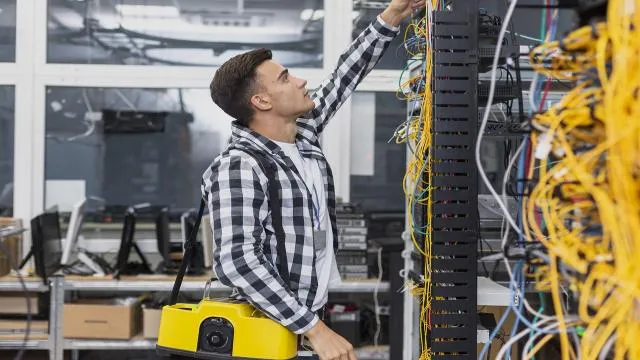supptech-helpdesk-abonentskoe-obsluzhivanie-pultovyh-vorot-i-shlagbaumov